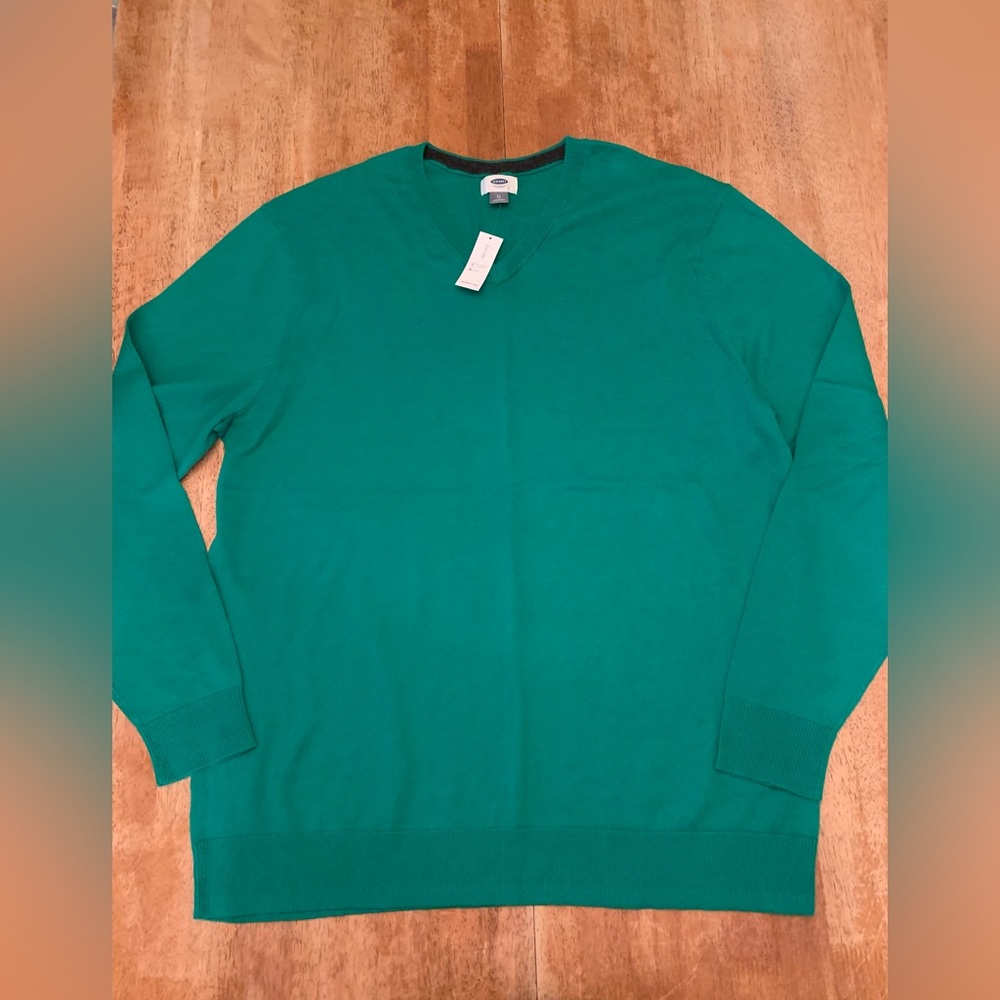 Old Navy Green V-Neck Sweater